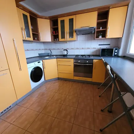 Next To Steel Arena Apartman Kassa