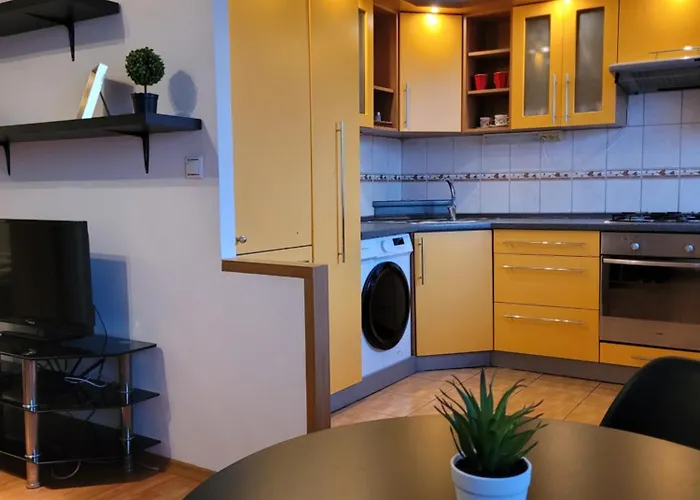 Next To Steel Arena Appartement *