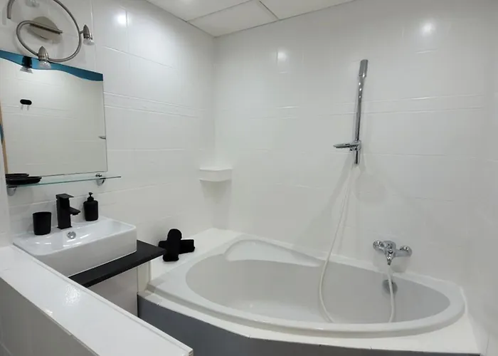 Next To Steel Arena * Kassa