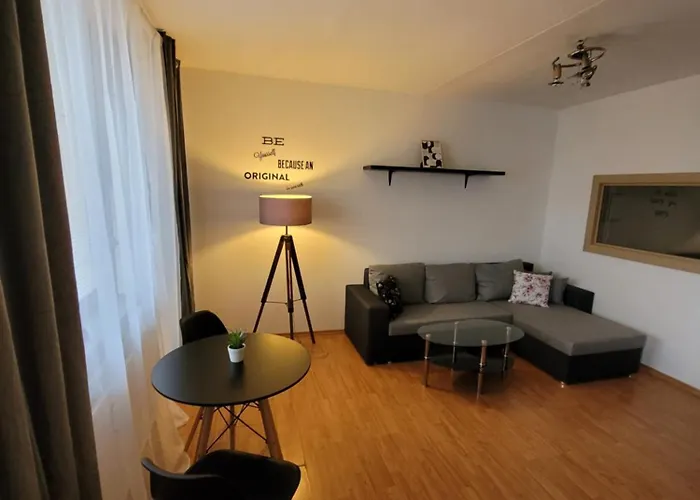 Next To Steel Arena Apartament *